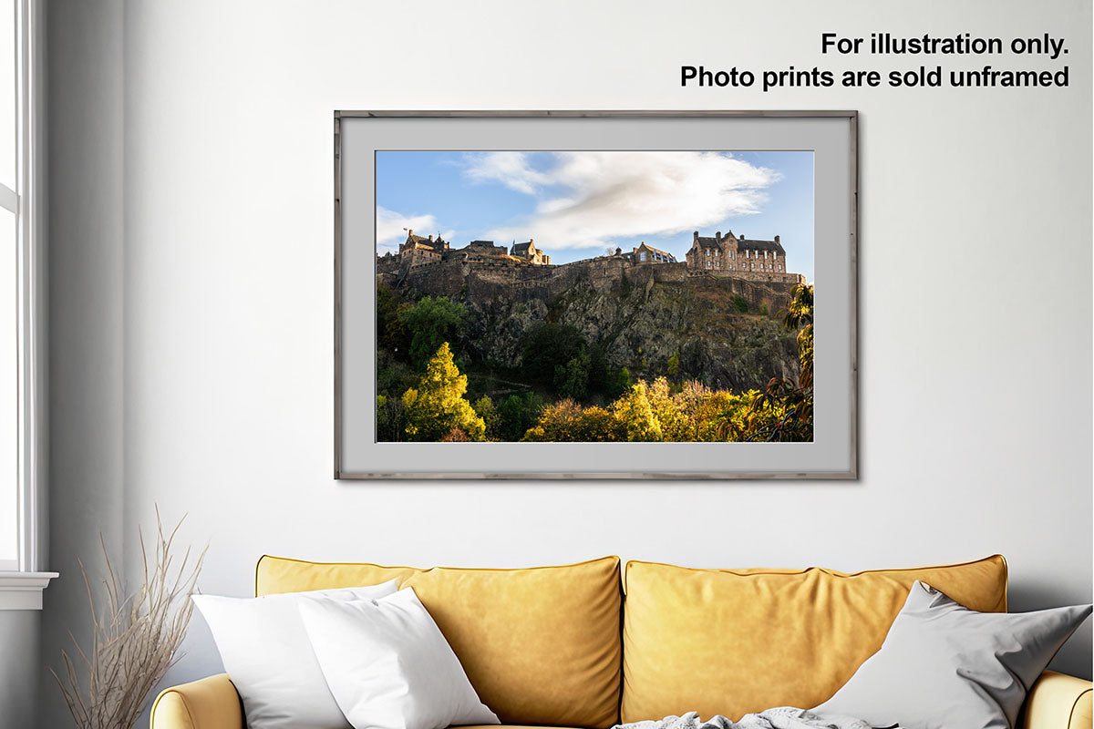Edinburgh Castle Autumn Cityscape – Photo Print