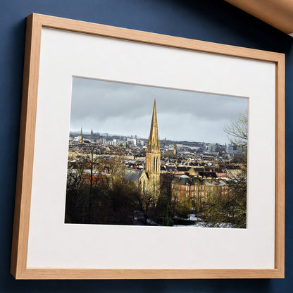 Glasgow Winter Cityscape Print – Snowy View from Queen’s Park