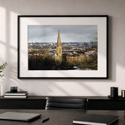 Glasgow Winter Cityscape Print – Snowy View from Queen’s Park