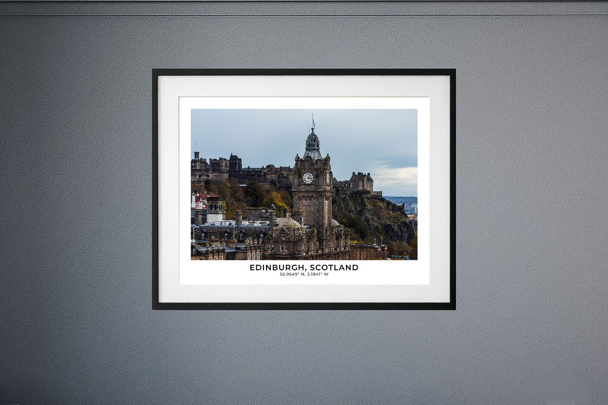 Edinburgh Cityscape Photo Print | Balmoral Hotel to Edinburgh Castle Wall Art