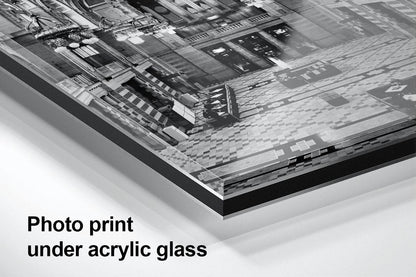 Kelvingrove Museum interior black and white acrylic glass detail