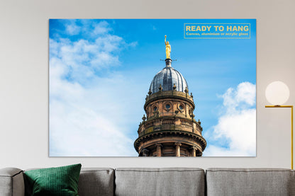 Light and Life Glasgow Statue wall art on  living room wall with ready to hang text overlay